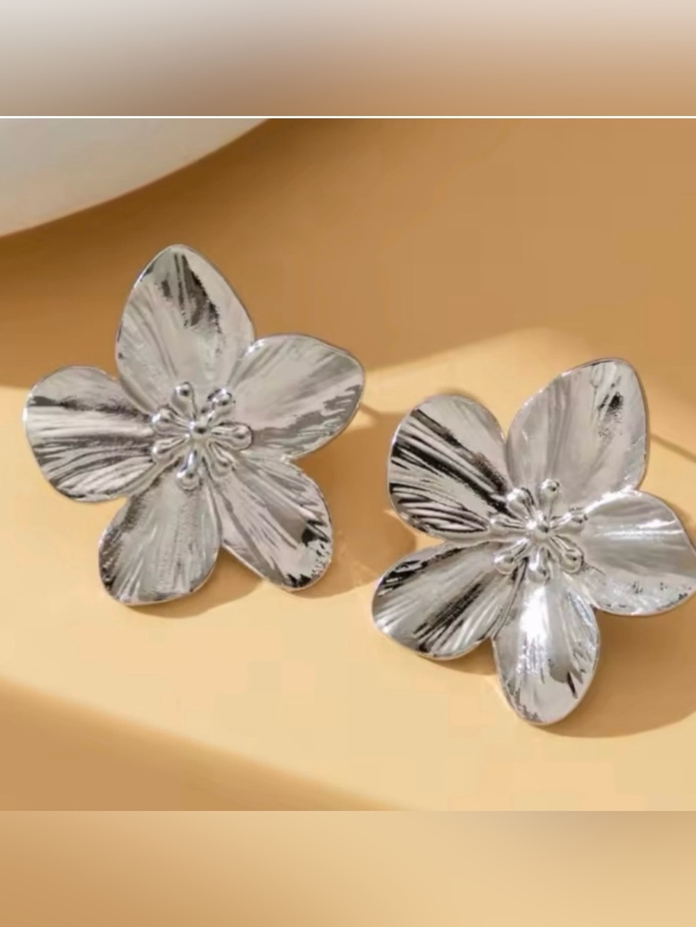 New Adorable & Unique Flower Statement Stud Earrings !
